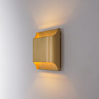 Curved Brass LED Wall Light Fixture - Single Bulb, Modern Design