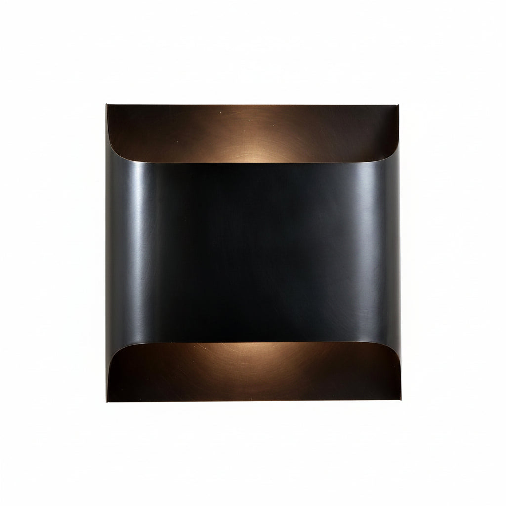 Curved Brass LED Wall Light Fixture - Single Bulb, Modern Design